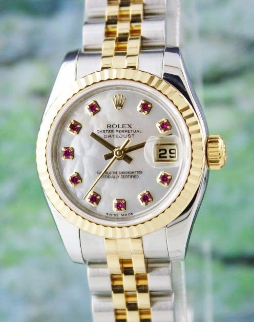(image for) A ROLEX LADY SIZE OYSTER PERPETUAL DATEJUST - 179173 MOP